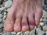 Nekdo je dal skalo tja, kjer je ne bi smelo bit !